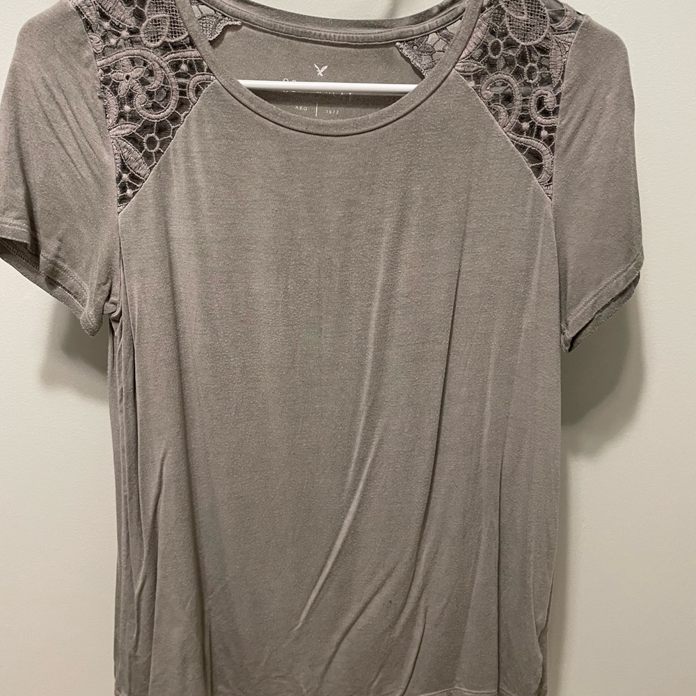 AMERICAN EAGLE soft and sexy t-shirt, deep green with sleeve details, size small